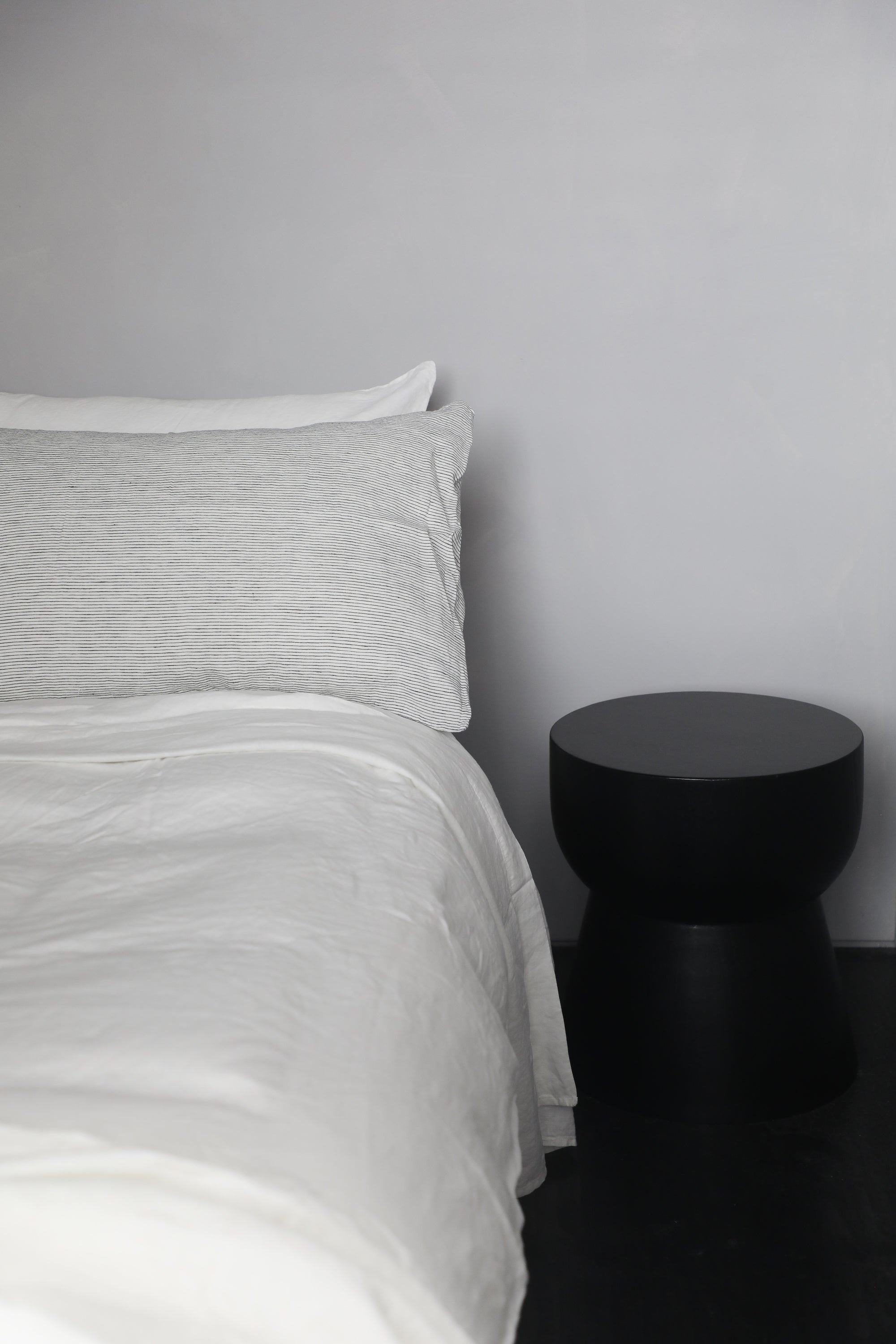 Pinstripes Linen Pillowcase Set