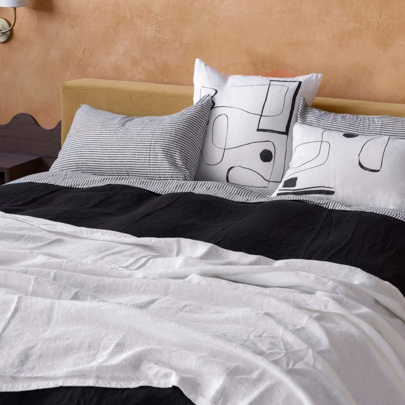 Lines on Linen Square Cushion Sundae White