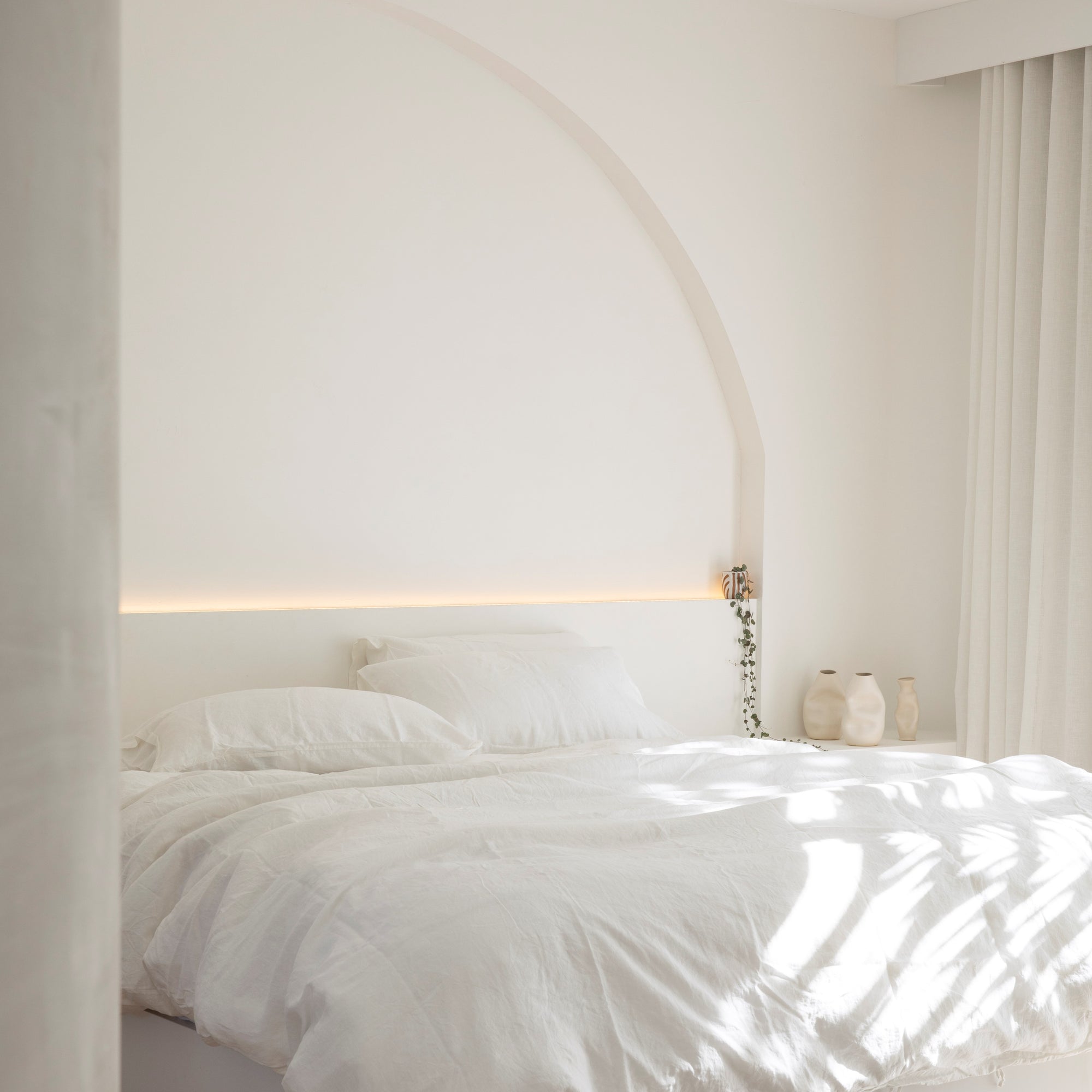 Sundae White Linen Pillowcase Set