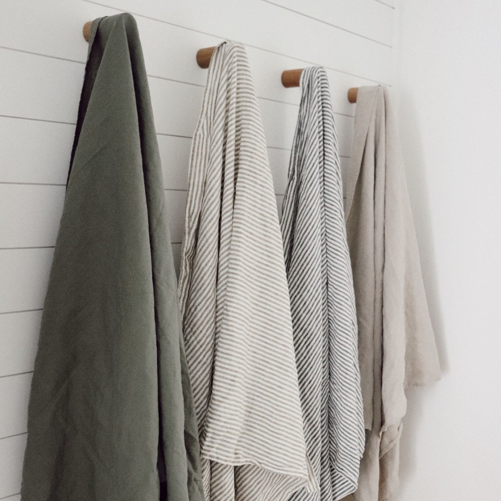 Moss Linen Towel